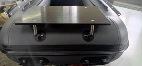 Носовий майданчик для кріплення електромотора